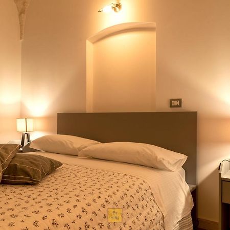 Villa Petralu By La Puglia In Un Trullo à Locorotondo Extérieur photo