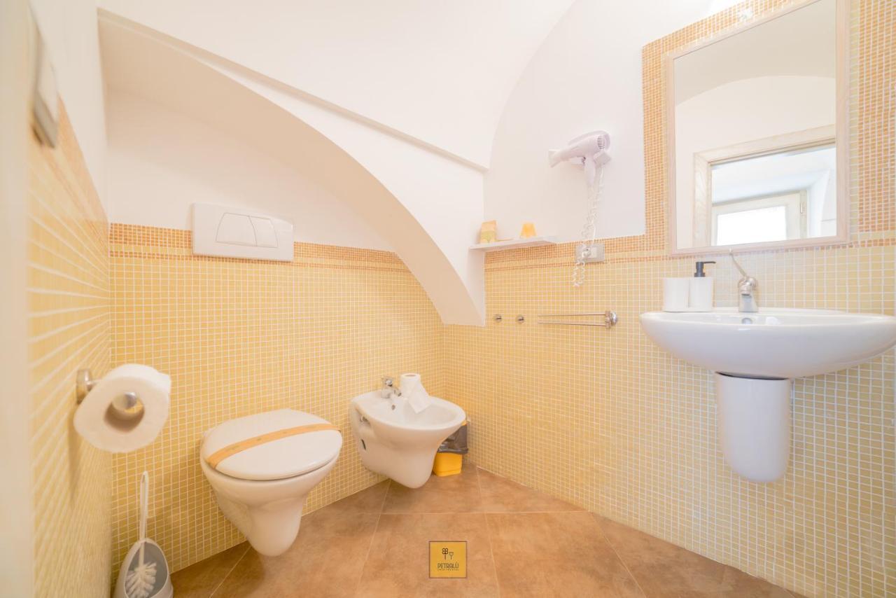 Villa Petralu By La Puglia In Un Trullo à Locorotondo Extérieur photo