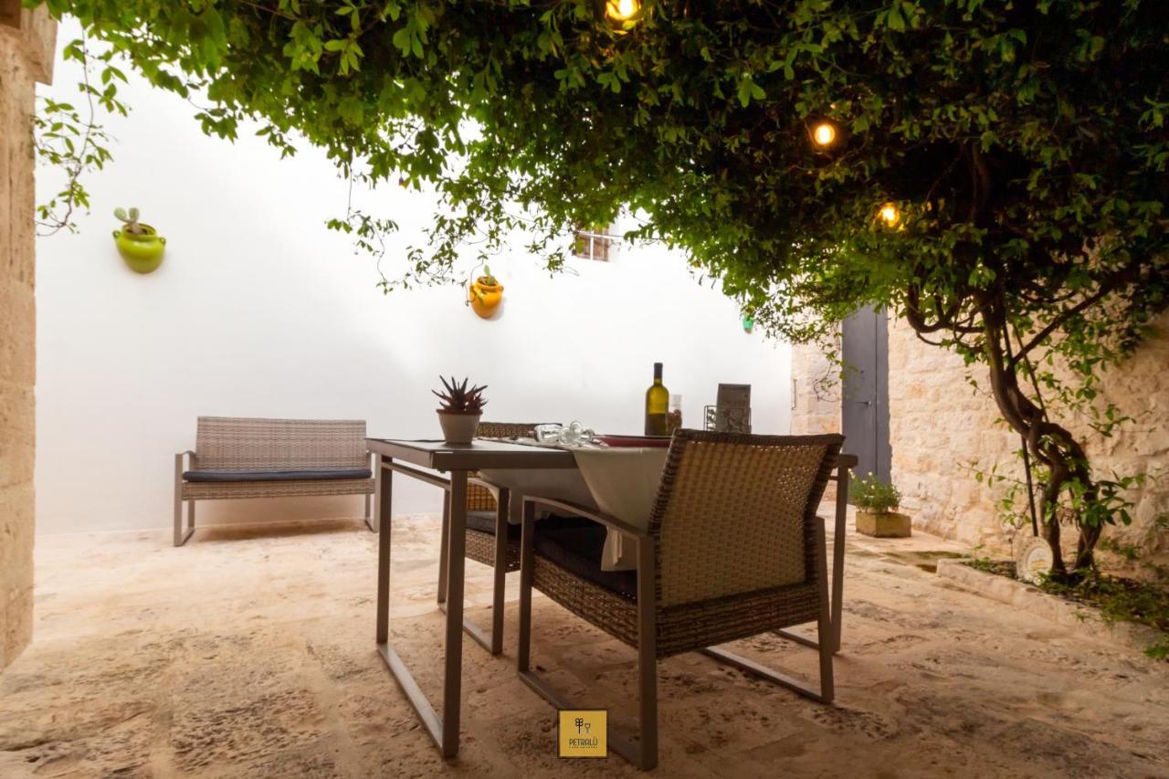 Villa Petralu By La Puglia In Un Trullo à Locorotondo Extérieur photo