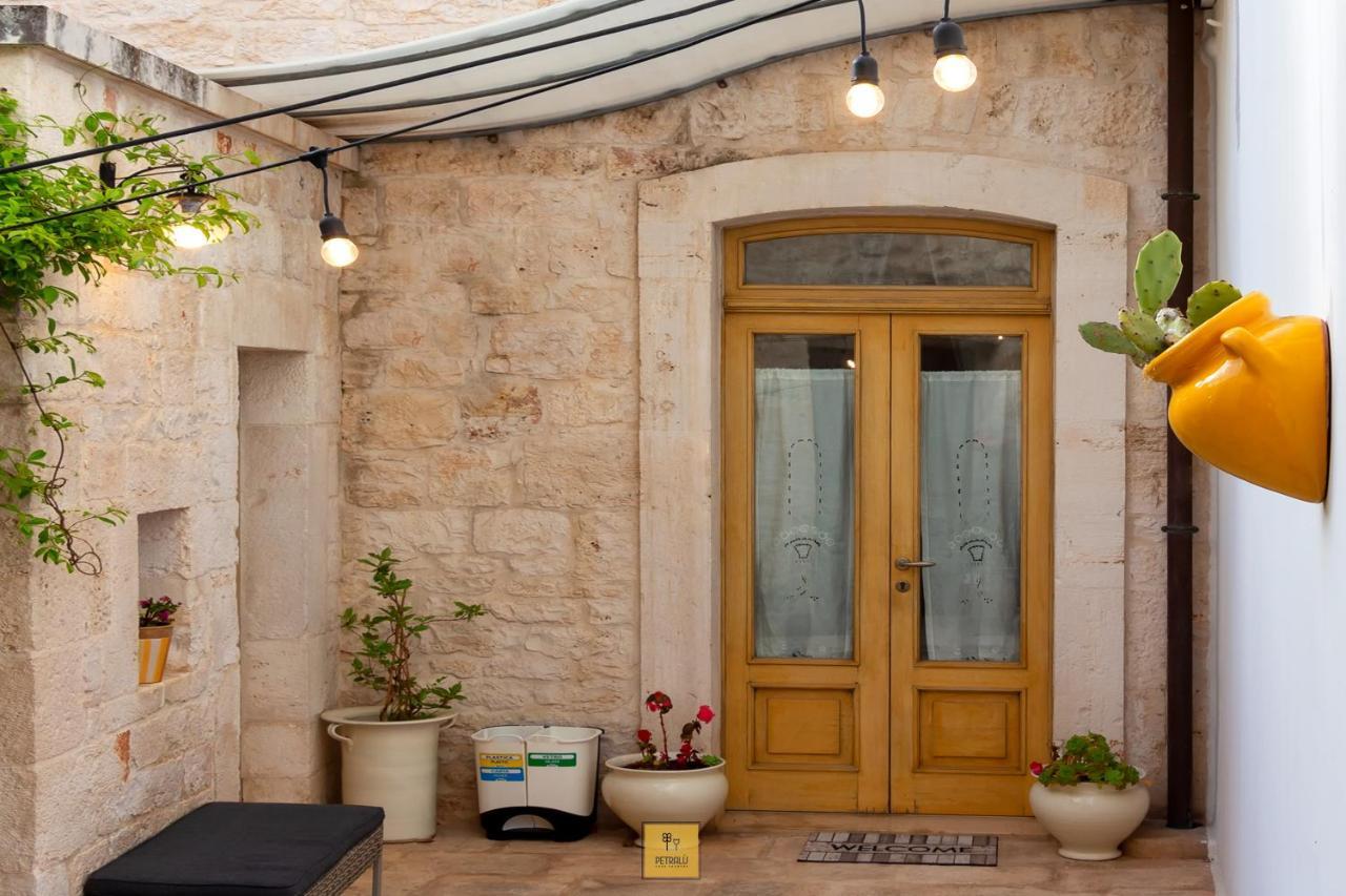Villa Petralu By La Puglia In Un Trullo à Locorotondo Extérieur photo