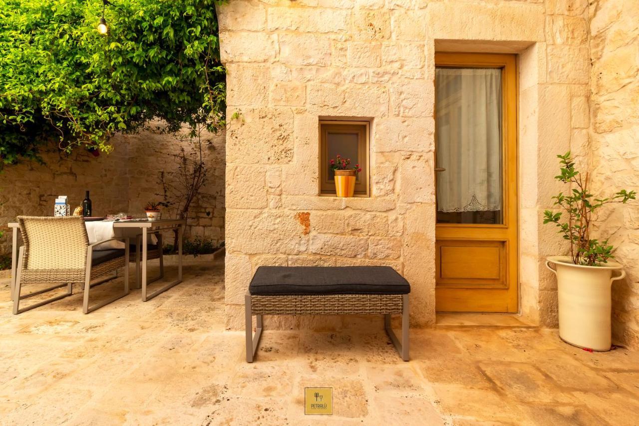 Villa Petralu By La Puglia In Un Trullo à Locorotondo Extérieur photo